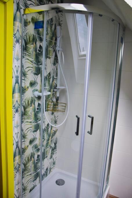 Pastelowy Domek Z Balia Elektryczna Z Jacuzzi Zalakowo Kültér fotó
