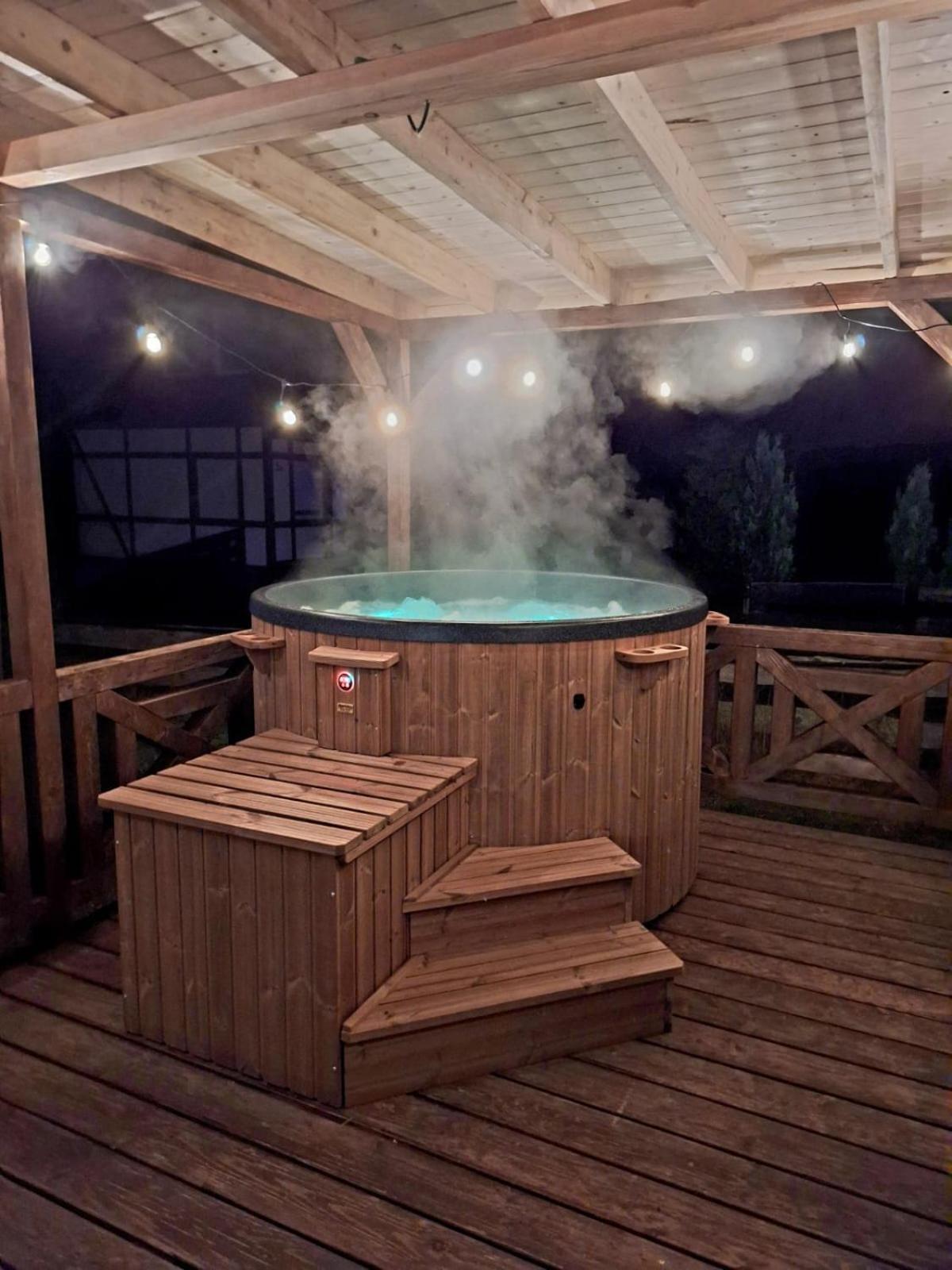 Pastelowy Domek Z Balia Elektryczna Z Jacuzzi Zalakowo Kültér fotó